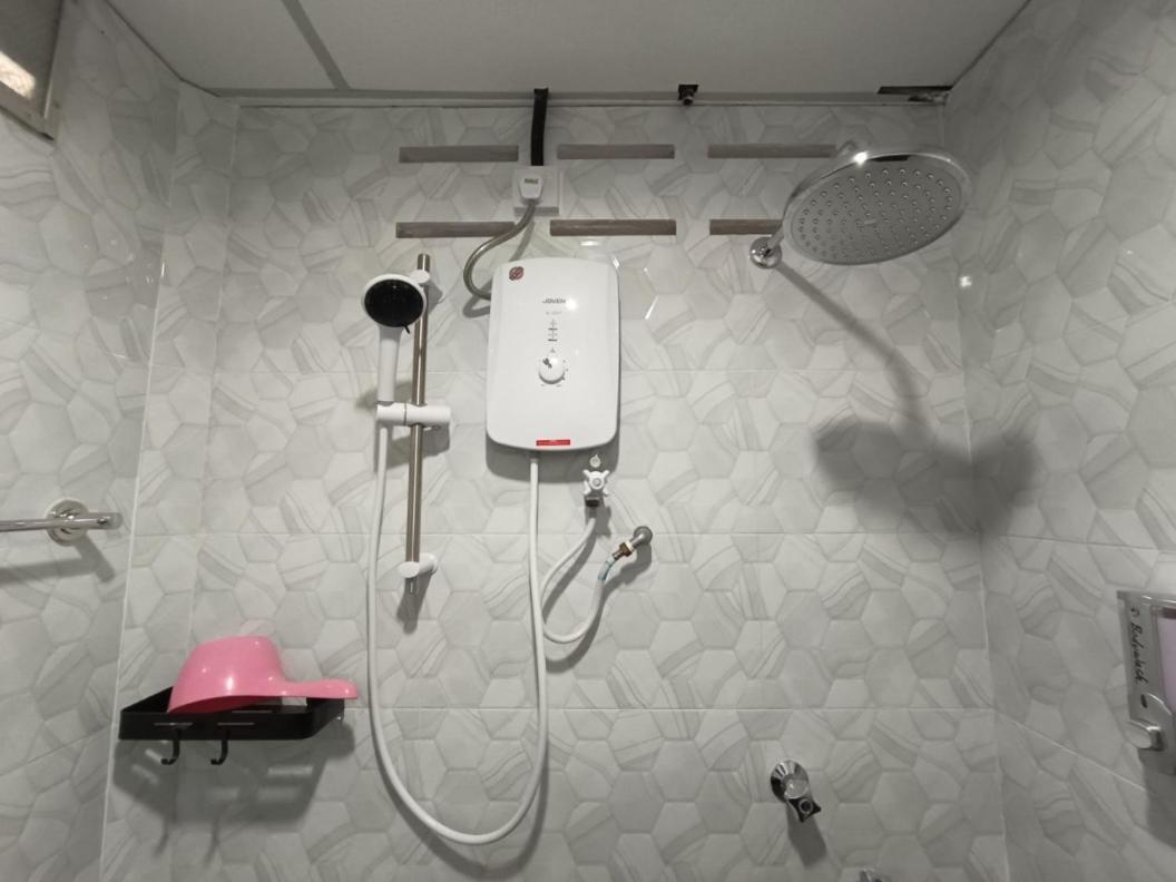 Roomstay Nimaza Bilik 1 Marang Exterior foto